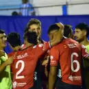 Deportivo Maip� se hizo fuerte en su debut ante Racing y se trajo un triunfazo de C�rdoba