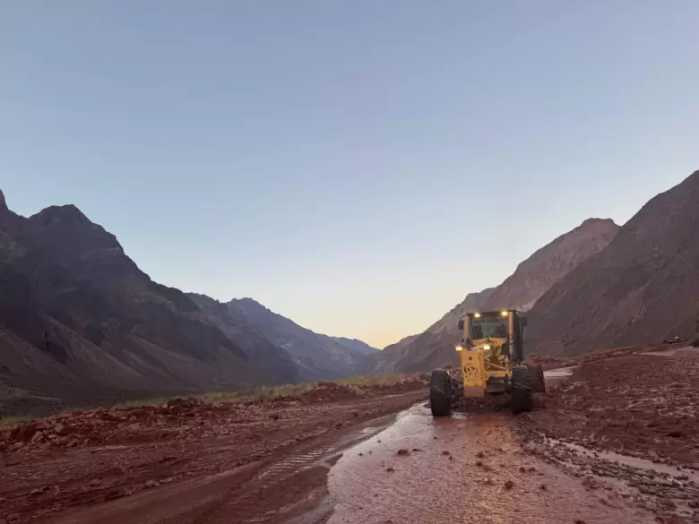 Ruta 7, tareas de despeje en km 1178