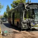 Descartaron una falla mecánica en el choque de micros que dejó 12 heridos en la UNCuyo