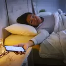 Es mejor despertarse con una sola alarma o con varias: c�mo influye en la calidad del sue�o