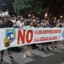 Protesta masiva por el posible cierre de Granja Tres Arroyos en Concepción del Uruguay