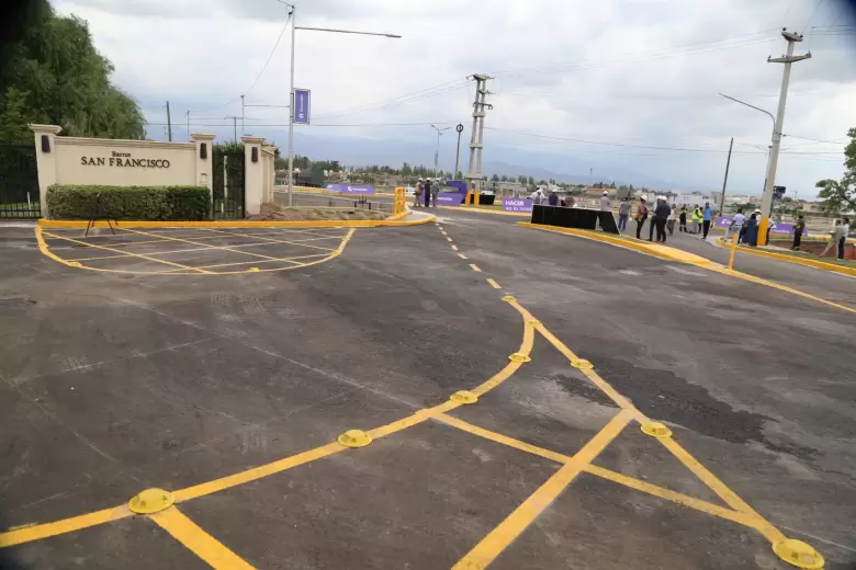 Inauguración de la rotonda de Elpidio González y Estrada