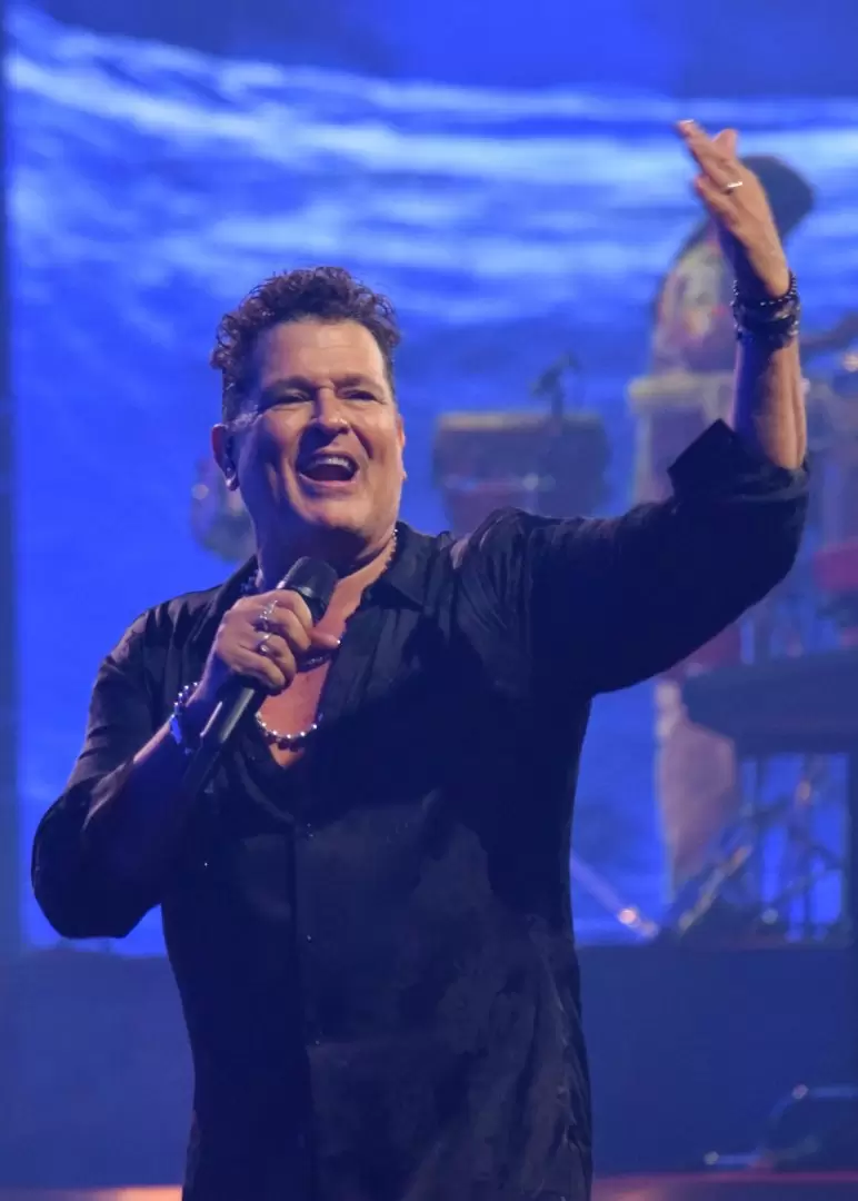 CARLOS VIVES