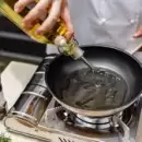 ANMAT prohibi� la venta y comercializaci�n de tres marcas de aceites de oliva en todo el pa�s