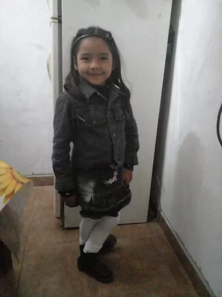 La peque�a Kiara Caro.