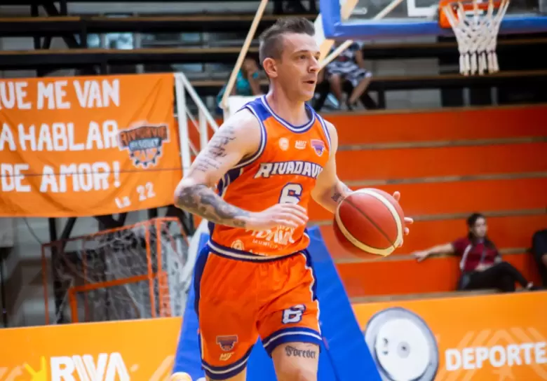 RIVADAVIA BASQUET SUARDI