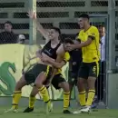 (Video) Defensa y Justicia le gan� a Estudiantes de La Plata y le quit� el invicto