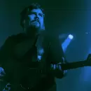 Él Mató a un Policía Motorizado revive su debut con un álbum en vivo por sus 20 años