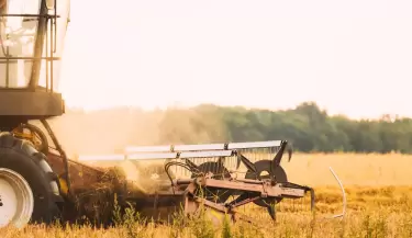 MAQUINARIA AGRICOLA