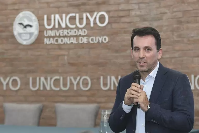 Lanzamiento de "Mendoza Aumentada" en el CICUNC