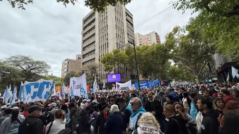 Marcha 24M Nunca Más Mendoza