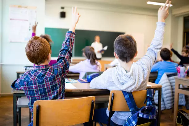 Ni�os escuela educaci�n