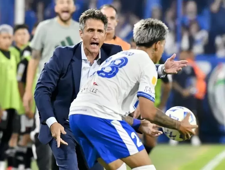 v�lez Guillermo Barros Schelotto