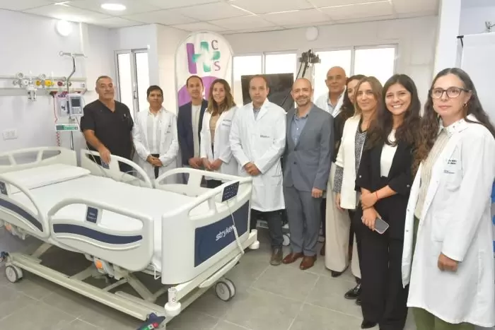Se hizo entrega de tres torres para realizar colonoscopias a los hospitales Saporiti, Paroissien, y Tagarelli.