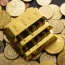 El oro rompe récords y supera los 3.200 dólares por onza