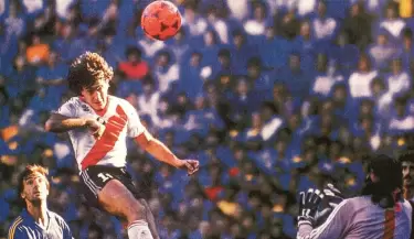 pelota naranja