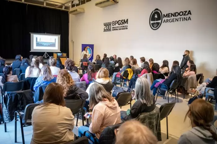 D�a internacional de la lucha contra el maltrato hacia las infancias y adolescencias