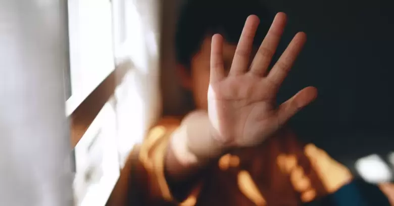 niño maltrato