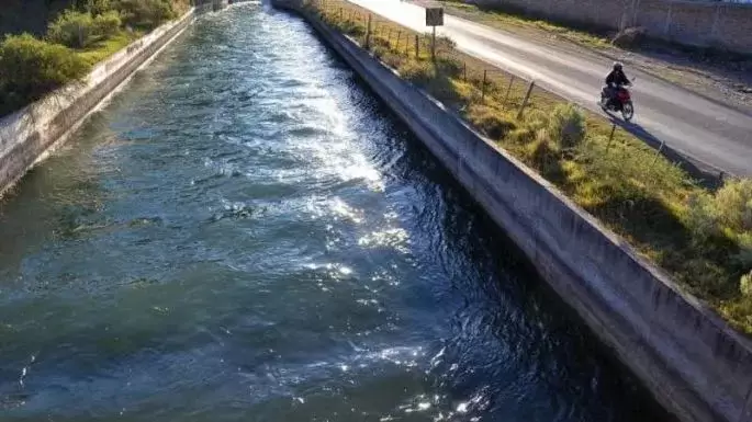 canal de riego