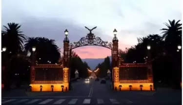 portones del parque 1
