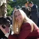 Karina Milei y Luis Petri encabezaron un acto por los “Perros de Guerra en Malvinas”