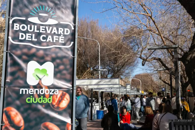 boulevard cafe