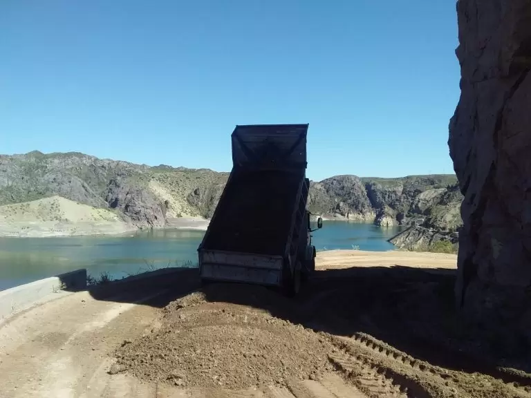 sistemas hidroeléctricos Los Nihuiles y Diamante