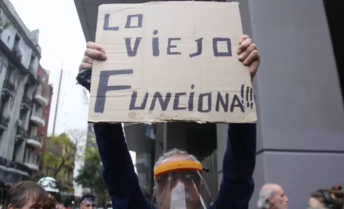 represi�n jubilados