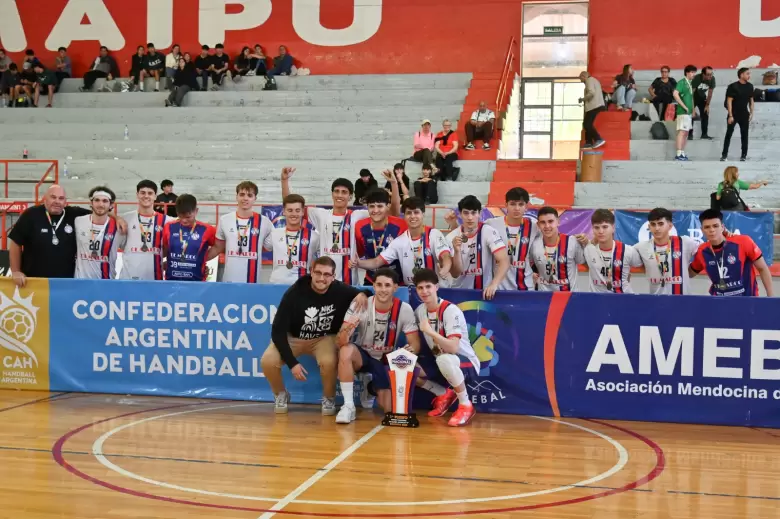 HANDBALL