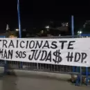 Arde Boca: aparecieron pasacalles contra dos dirigentes de la Comisión Directiva