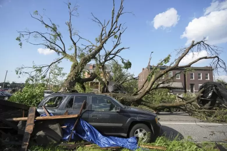 tornado-st-lous