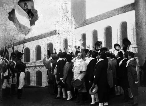 revolucion de mayo pelicula