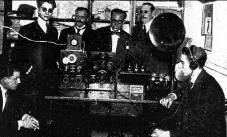 primera transmision de radio en arg