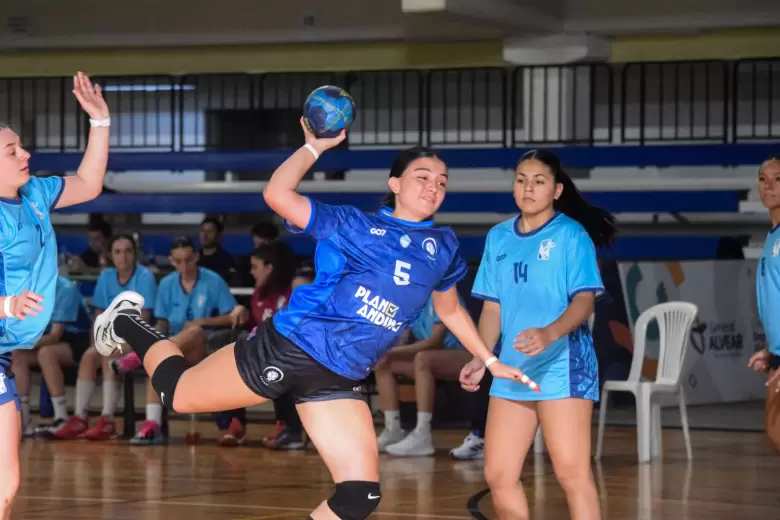 HANDBALL