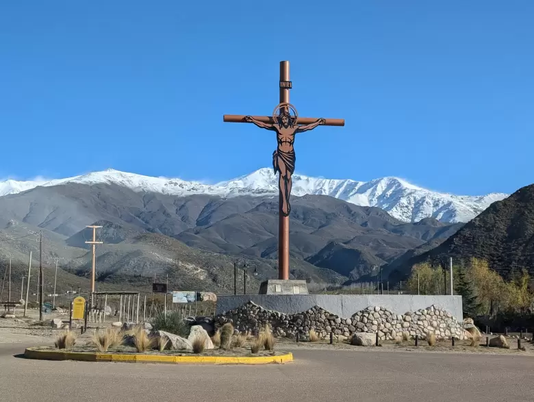el manzano hist�rico cruz