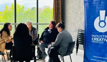 Mentor�as gratuitas para emprendedores culturales llegan a Lavalle y Las Heras