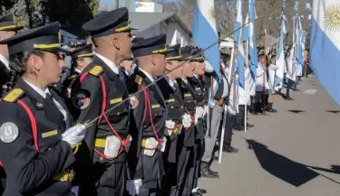 Estudiantes y cadetes juraron lealtad a la Bandera en San Rafael