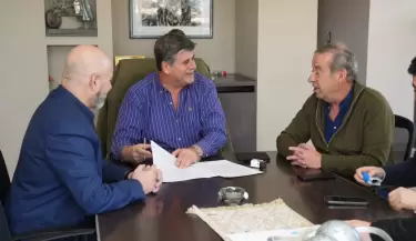 Jun�n y Tunuy�n se incorporaron al programa provincial �Mi Escritura�