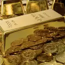 Oro en alza: el metal tocó máximos históricos, impulsado el recorte de tasas en EE.UU.