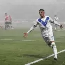 Bajo la niebla, Vélez venció a Estudiantes y es el campeón de la Supercopa Internacional