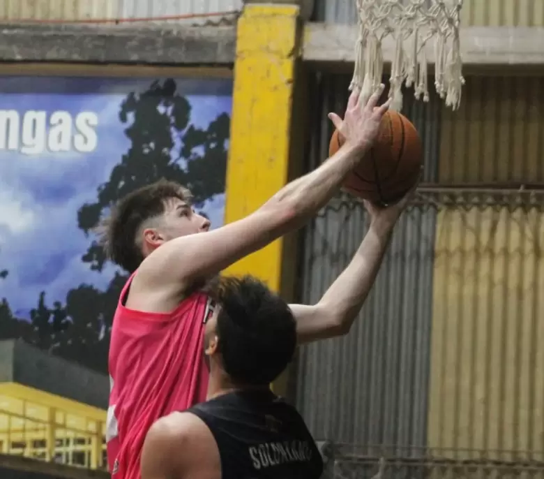 HURACAN BASQUET