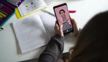 Celulares pantallas videos