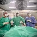 En el hospital Lagomaggiore se realizó una cirugía inédita y de alta complejidad