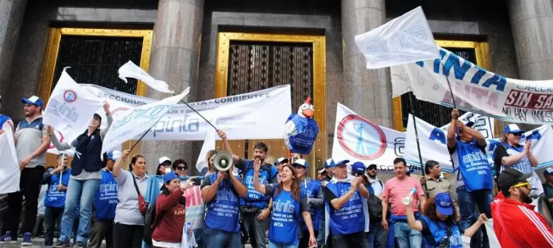 INTA marcha