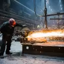 Suspensiones en la industria: los sectores más afectados y el impacto de las importaciones