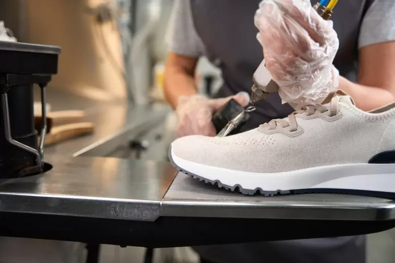 INDUSTRIA DEL CALZADO ZAPATILLAS