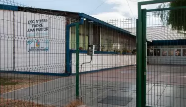 Finaliz� la remodelaci�n integral en la escuela Padre Juan Pastor de Guaymall�n