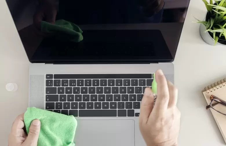 limpiar laptop notebook