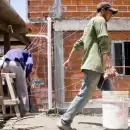 La informalidad ya afecta al 42% de los trabajadores y crece en los sectores más vulnerables