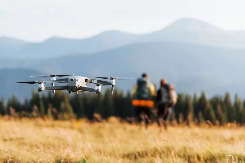 dron drones